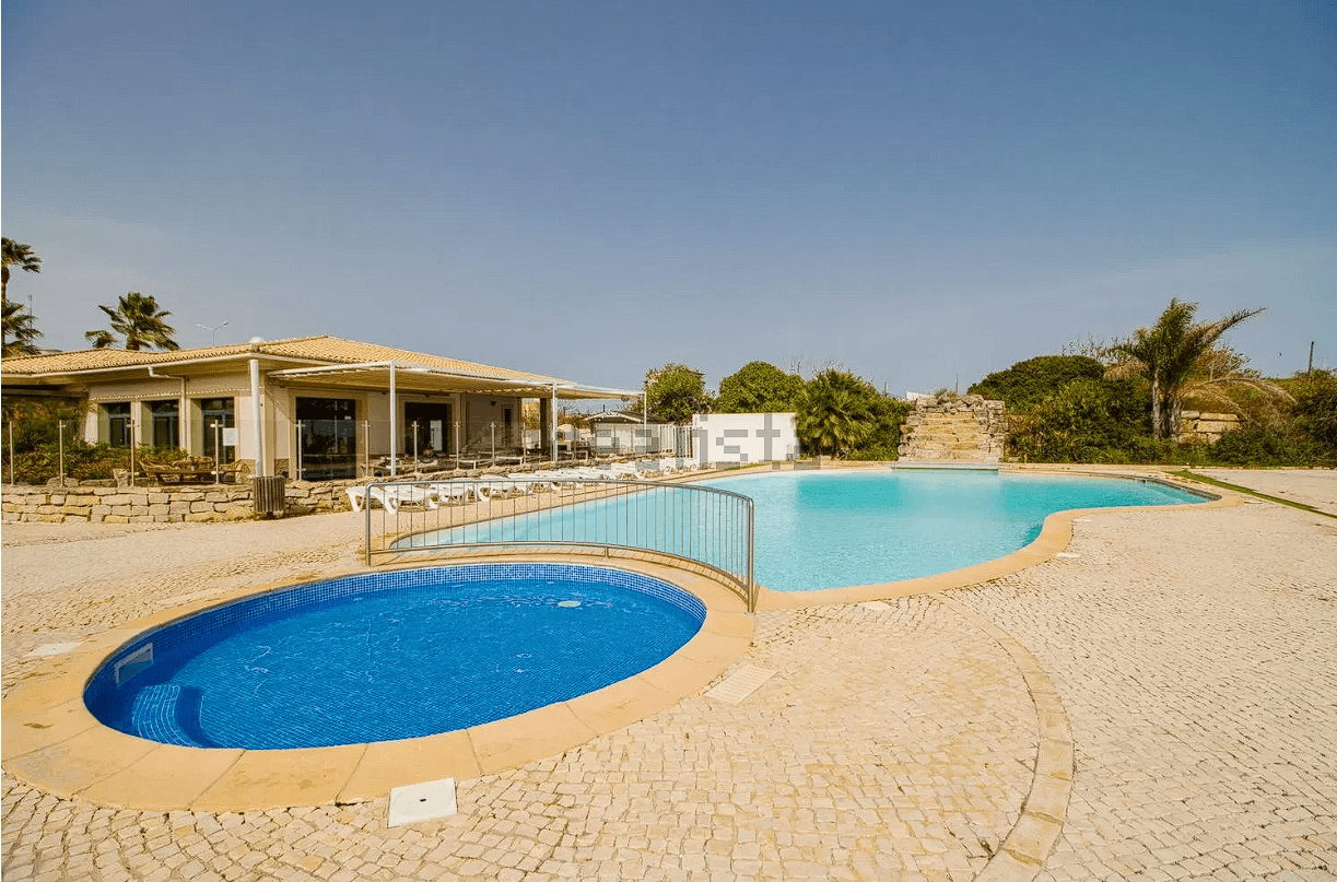Blue pools beside the terrace in Burgau.